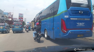 Bus Cileungsi Blok M